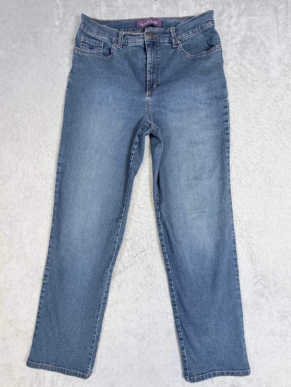 Gloria Vanderbilt Amanda Women’s Size 10 Blue Straight Leg Jeans